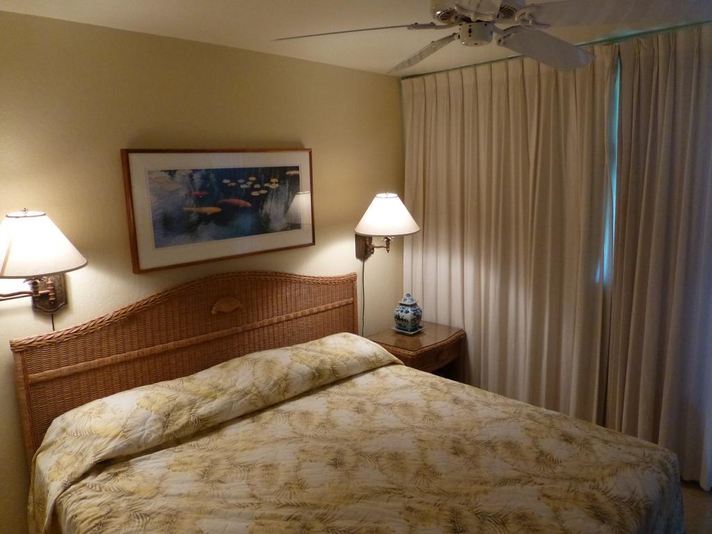 Mahina Surf 220 By Redawning Aparthotel Lahaina Esterno foto