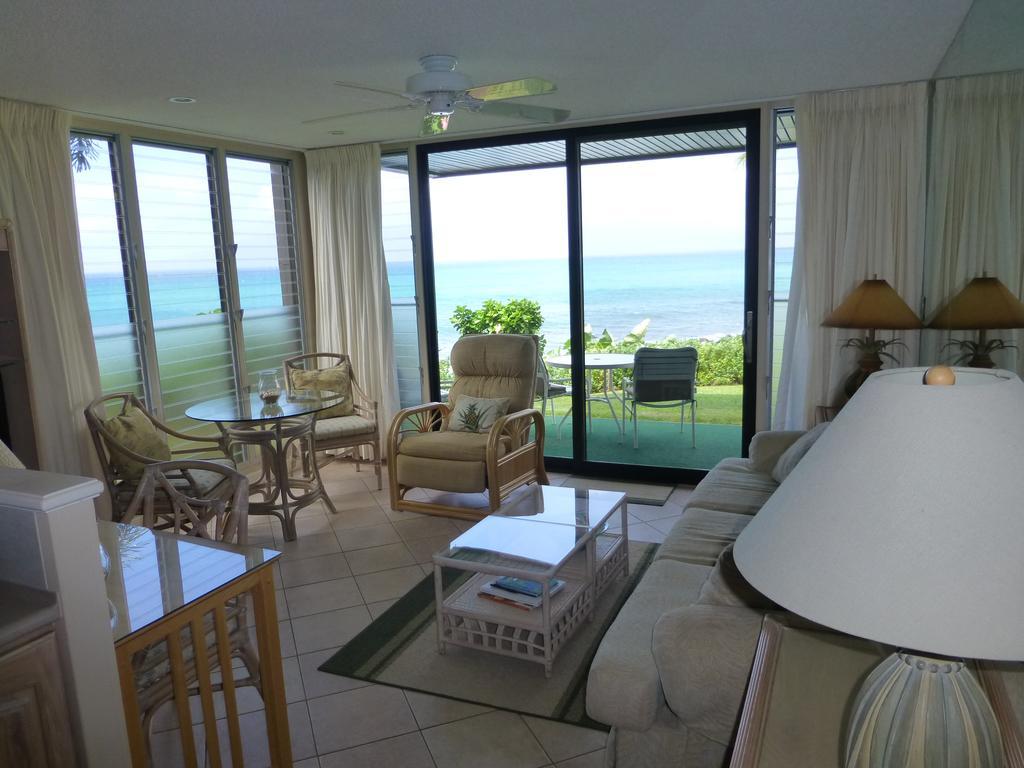 Mahina Surf 220 By Redawning Aparthotel Lahaina Esterno foto