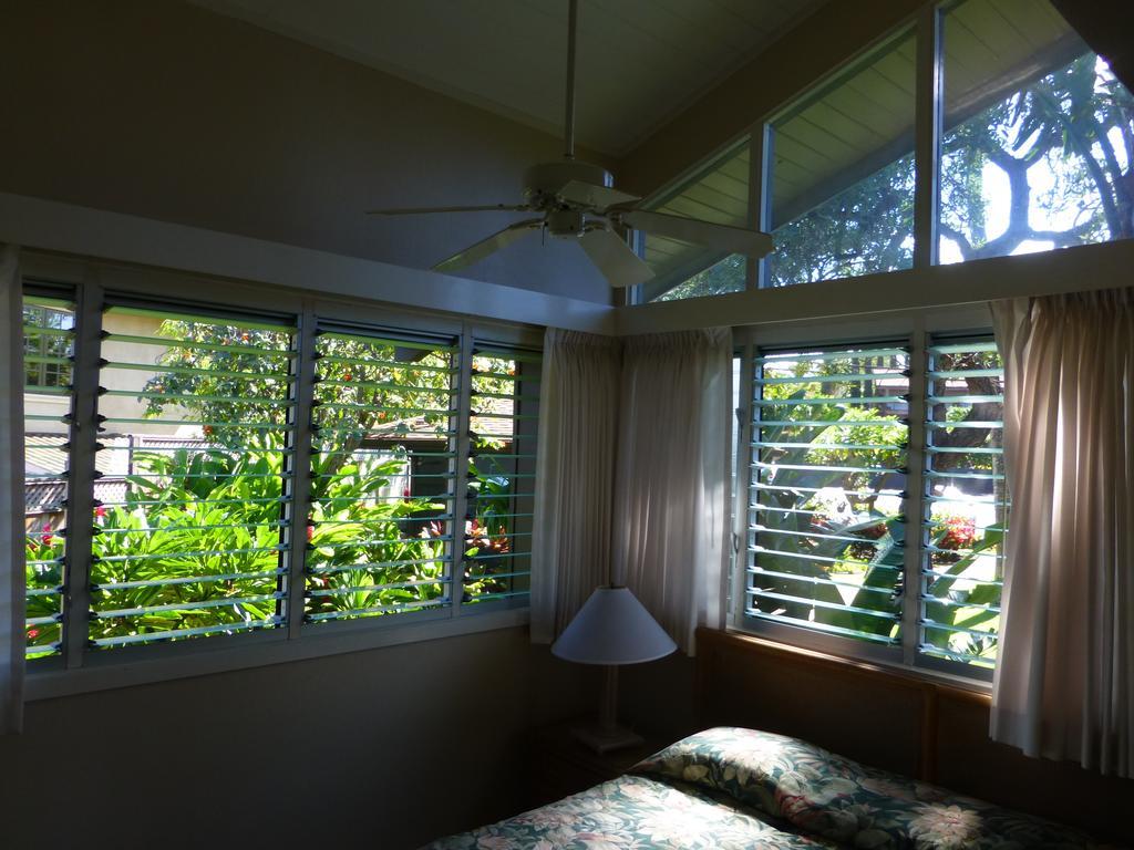 Mahina Surf 220 By Redawning Aparthotel Lahaina Esterno foto