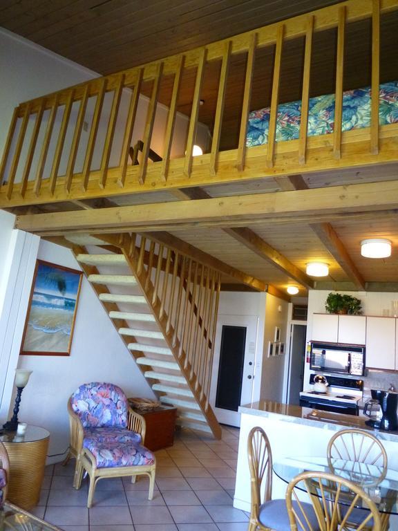 Mahina Surf 220 By Redawning Aparthotel Lahaina Esterno foto