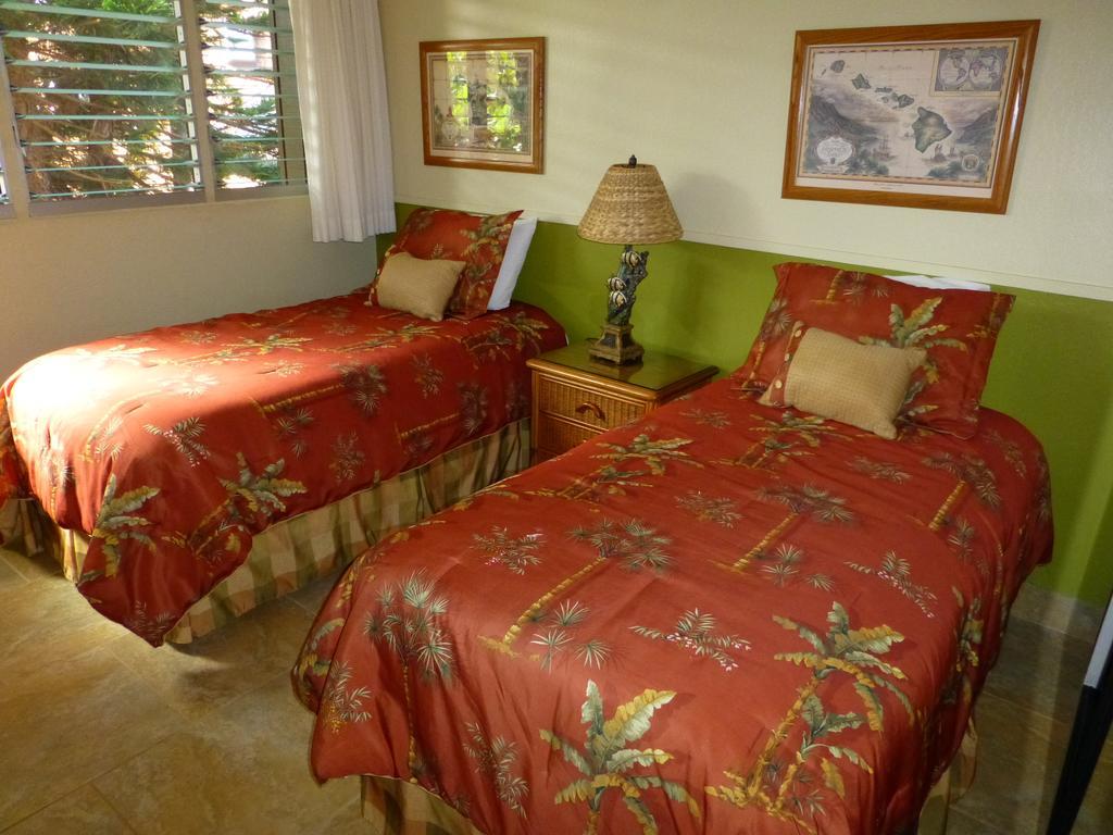 Mahina Surf 220 By Redawning Aparthotel Lahaina Esterno foto