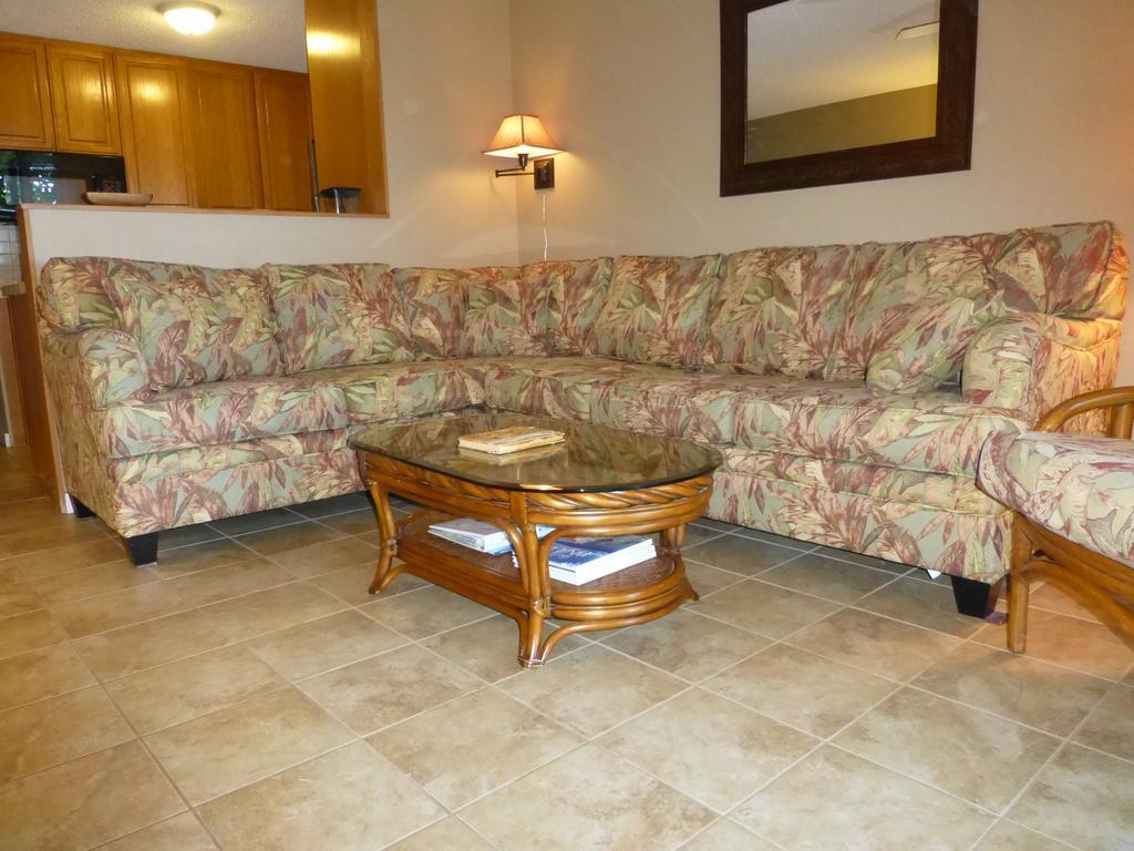 Mahina Surf 220 By Redawning Aparthotel Lahaina Esterno foto